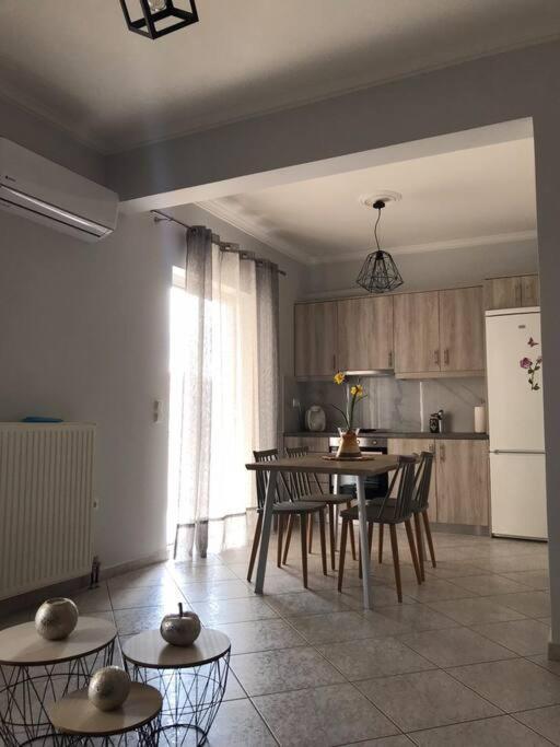 Three Graces In Nafplio Apartment ภายนอก รูปภาพ