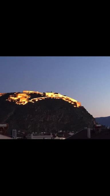 Three Graces In Nafplio Apartment ภายนอก รูปภาพ